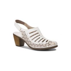 RIEKER 40959-80 Biały. Białe sandały damskie Rieker, bez wzorów, ze skóry, bez obcasa, bez zapięcia. Za 259,99 zł.