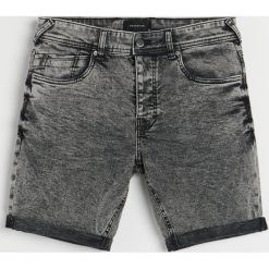 Jeansowe szorty - Szary. Szare szorty damskie Reserved, m, bez wzorów, z jeansu. Za 99,99 zł.