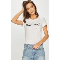 Vero Moda - Top. Białe topy damskie marki Vero Moda, s, z nadrukiem, z bawełny, z okrągłym kołnierzem. Za 59,90 zł.