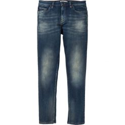 Dżinsy ze stretchem Regular Fit Tapered bonprix dirty denim "used". Niebieskie jeansy męskie bonprix, m, bez wzorów. Za 109,99 zł.