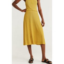Mango - Spódnica Crudie. Białe spódniczki damskie Mango, na co dzień, s, bez wzorów, z elastanu, casualowe, midi, rozkloszowane. Za 119,90 zł.
