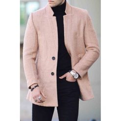 Płaszcz męski DELBERT BEIGE. Brązowe płaszcze męskie Płaszcz męski DELBERT BEIGE, s, bez wzorów, bez kaptura. W wyprzedaży za 259,00 zł.