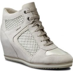 Sneakersy GEOX - D Illusion B D7254B 022BV C0451 Off Wht/Platinum. Szare sneakersy damskie marki Geox, z gumy. W wyprzedaży za 369,00 zł.