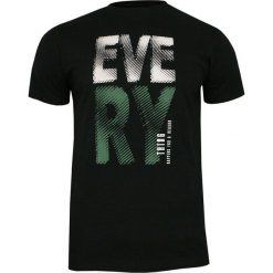 Czarny T-shirt Męski, Krótki Rękaw -Just Yuppi- Koszulka, z Nadrukiem, w Napisy, EVERY TSJTYUP10010kol2czarny. Czarne koszulki męskie Just Yuppi, m, z nadrukiem, z tkaniny, casualowe, bez kołnierzyka, z krótkim rękawem, krótkie. Za 55,00 zł.
