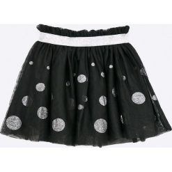 Blukids - Spódnica dziecięca 98-128 cm. Czarne minispódniczki marki Blukids, z poliesteru, rozkloszowane. W wyprzedaży za 79,90 zł.