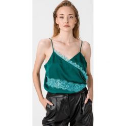 TWINSET Top Zielony. Zielone podkoszulki damskie Twinset, m, w koronkowe wzory, z poliesteru, bez rękawów. Za 407,95 zł.