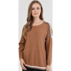 Brązowy Sweter Drensea. Pomarańczowe swetry damskie Born2be, xl, bez wzorów, bez rękawów, bez kaptura. Za 89,99 zł.