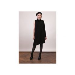 Sukienka One Sleeve Black. Czarne sukienki damskie Girl Little Boy, s, bez wzorów, z wiskozy, bez kołnierzyka, bez rękawów. Za 350,00 zł.