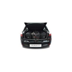 RENAULT MEGANE HATCHBACK, 2008-2016 TORBY DO BAGAŻNIKA 4 SZT KJUST - 7034015. Torby podróżne KJUST, bez wzorów, z kauczuku, klasyczne. Za 1039,00 zł.