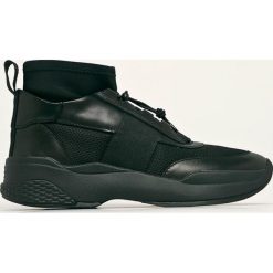Vagabond - Buty Lexy. Czarne buty sportowe damskie Vagabond, bez wzorów, ze skóry, sportowe. W wyprzedaży za 249,90 zł.
