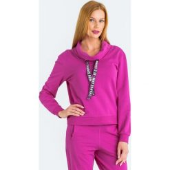 BLUZA ARMANI EXCHANGE. Różowe bluzy damskie Armani Exchange, xl, z nadrukiem, z bawełny, bez rękawów, bez kaptura. Za 293,30 zł.