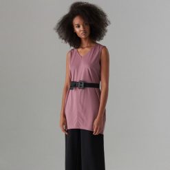 Gładki top oversize - Fioletowy. Fioletowe topy damskie Mohito, s, bez wzorów, bez kołnierzyka. Za 39,99 zł.