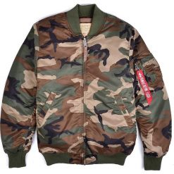 Kurtka Alpha Industries MA-1 VF 59 "Woodland Camo" (191118-408-WDL-CAMO6). Zielone kurtki męskie Alpha Industries, m, bez wzorów, z nylonu, bez kaptura. Za 379,99 zł.