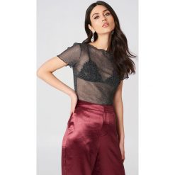 NA-KD Party Brokatowy Top - Black. Czarne topy damskie NA-KD Party, bez wzorów, z nylonu, bez kołnierzyka. Za 80,95 zł.