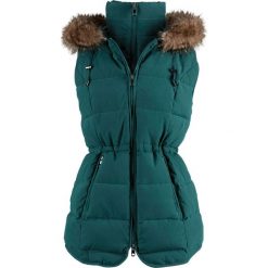 Kamizelka outdoorowa z kapturem i efektem 2 w 1 bonprix głęboki zielony. Zielone kamizelki damskie bonprix, bez wzorów, z kapturem. Za 149,99 zł.