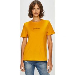 Only - Top. Brązowe topy damskie ONLY, l, z nadrukiem, z bawełny, z okrągłym kołnierzem. W wyprzedaży za 29,90 zł.
