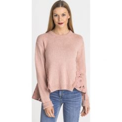 SWETER TWINSET. Różowe swetry damskie Twinset, s, w koronkowe wzory, z bawełny, bez rękawów, bez kaptura. Za 530,00 zł.