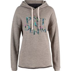 Bluza z nadrukiem bonprix beżowy melanż. Brązowe bluzy damskie bonprix, z nadrukiem, bez rękawów, bez kaptura. Za 89,99 zł.