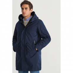 Ocieplana parka z kapturem - Granatowy. Niebieskie parki męskie Reserved, l. Za 449,99 zł.