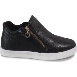 Czarne 881-4 Black. Czarne trampki i tenisówki damskie ButyModne, z aplikacjami, na zamek. Za 68,00 zł.