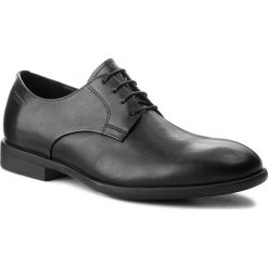 Półbuty VAGABOND - Harvey 4663-401-20 Black. Czarne buty wizytowe męskie Vagabond, ze skóry, bez zapięcia. W wyprzedaży za 319,00 zł.