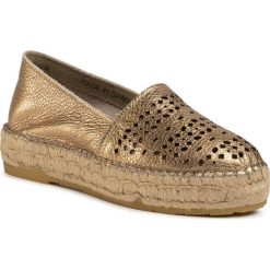 Espadryle QUAZI - QZ-50-04-000464 111. Żółte espadryle damskie QUAZI, bez wzorów, ze skóry ekologicznej, bez obcasa, na płaskiej podeszwie, bez zapięcia. W wyprzedaży za 199,00 zł.