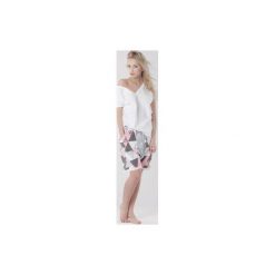 ONE-T-PIECE WHITE. Zielone t-shirty damskie marki Taff.one, s, bez wzorów, bez kołnierzyka. Za 99,00 zł.