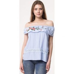Niebieska Bluzka Moral Relaxation. Niebieskie bluzki damskie Born2be, s, z haftami, bez kołnierzyka, z krótkim rękawem. Za 29,99 zł.