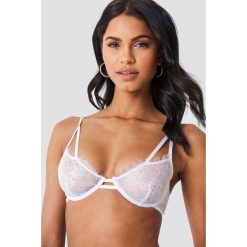 Biustonosze koronkowe: NA-KD Lingerie Biustonosz z podwójnymi paskami – White