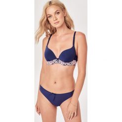 Granatowe Majtki Dorielle. Niebieskie majtki damskie Born2be, xl. W wyprzedaży za 19,99 zł.