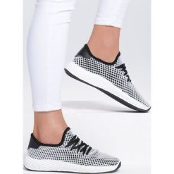Czarne Buty Sportowe Encourage. Czarne buty sportowe damskie Renee, z aplikacjami, sportowe. Za 69,99 zł.