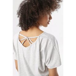 Szara Bluzka Feriae. Szare bluzki damskie Born2be, xl, bez wzorów, bez kołnierzyka, bez rękawów. W wyprzedaży za 54,99 zł.