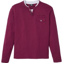 Shirt z długim rękawem i kieszonką. bonprix matowy jeżynowy. Fioletowe koszulki męskie bonprix, s, bez wzorów, bez kołnierzyka, z długim rękawem, długie. Za 59,99 zł.