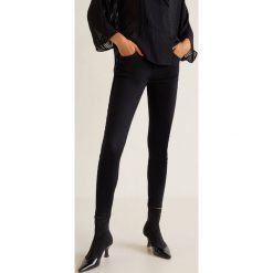 Mango - Jeansy Skinny. Czarne rurki damskie marki Mango, z elastanu. Za 119,90 zł.