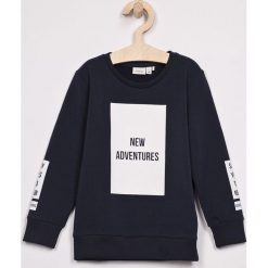 Name it - Bluza dziecięca 92-128 cm. Niebieskie bluzy chłopięce Name it, z nadrukiem, z elastanu, bez rękawów, bez kaptura. W wyprzedaży za 39,90 zł.