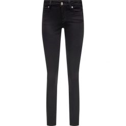 Jeansy Slim Fit Calvin Klein K20K201147. Czarne jeansy damskie Calvin Klein. W wyprzedaży za 369,00 zł.