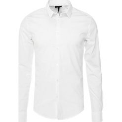 Emporio Armani Koszula biznesowa white. Białe koszule męskie Emporio Armani, m, z bawełny. Za 629,00 zł.