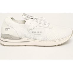 Mustang - Buty. Białe buty sportowe damskie Mustang, bez wzorów, z gumy, sportowe. Za 299,90 zł.
