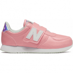 New Balance PV220M1. Różowe buciki niemowlęce New Balance, na lato, z materiału, bez zapięcia. Za 199,99 zł.