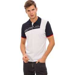 Koszulka polo w kolorze biało-granatowym. Niebieskie koszulki męskie GALVANNI, m, z nadrukiem, polo, bez rękawów. W wyprzedaży za 99,95 zł.