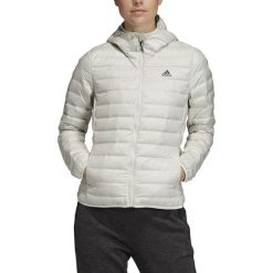 Adidas W Varilite Hooded Down Jacket DZ1490. Białe kurtki damskie Adidas, s, bez wzorów, z poliesteru, bez kaptura. W wyprzedaży za 349,99 zł.