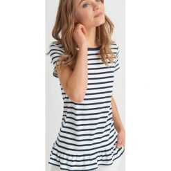 T-shirty damskie: Koszulka z falbaną