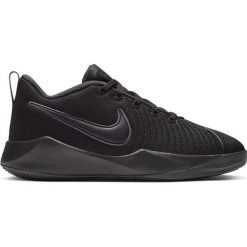 BUTY TEAM HUSTLE QUICK 2 (GS). Buty sportowe damskie Nike, bez wzorów, ze skóry, młodzieżowe. Za 209,99 zł.