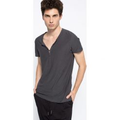 T-shirty męskie z nadrukiem: Review – T-shirt
