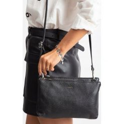 Rovicky torebka damska listonoszka skóra naturalna. Listonoszki damskie ROVICKY, na co dzień, w paski, z jeansu, eleganckie, na ramię, bez dodatków. Za 199,90 zł.