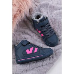 Sportowe casu fb367z. Buty dziewczęce sportowe Casu, bez wzorów, bez zapięcia. Za 48,99 zł.