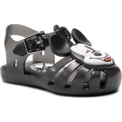 Sandały MELISSA - Mini Melissa Aranha+Mickey A 32499 Black/White 53425. Czarne sandały dziewczęce Melissa, z tworzywa sztucznego, bez zapięcia. W wyprzedaży za 229,00 zł.