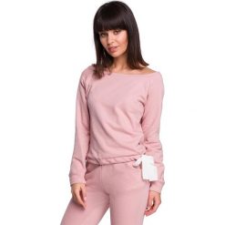 Bluza z wiązaniem - pudrowa. Bluzy damskie BE, s, bez wzorów, z bawełny, bez rękawów, długie, bez kaptura. W wyprzedaży za 129,00 zł.
