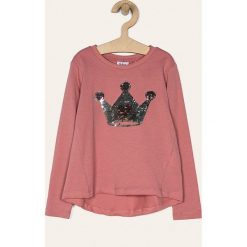 Blukids - Longsleeve dziecięcy 104-134 cm. Różowe bluzki dziewczęce Blukids, z aplikacjami, z bawełny, z okrągłym kołnierzem, z długim rękawem, długie, bez kaptura. Za 29,90 zł.