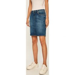 Tommy Jeans - Spódnica. Niebieskie spódniczki damskie z elastanu, casualowe, mini, proste. Za 359,90 zł.
